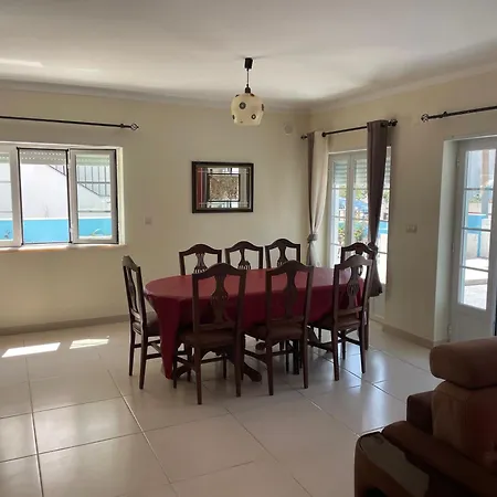 Dorms & Doubles Tatil Evi Peniche